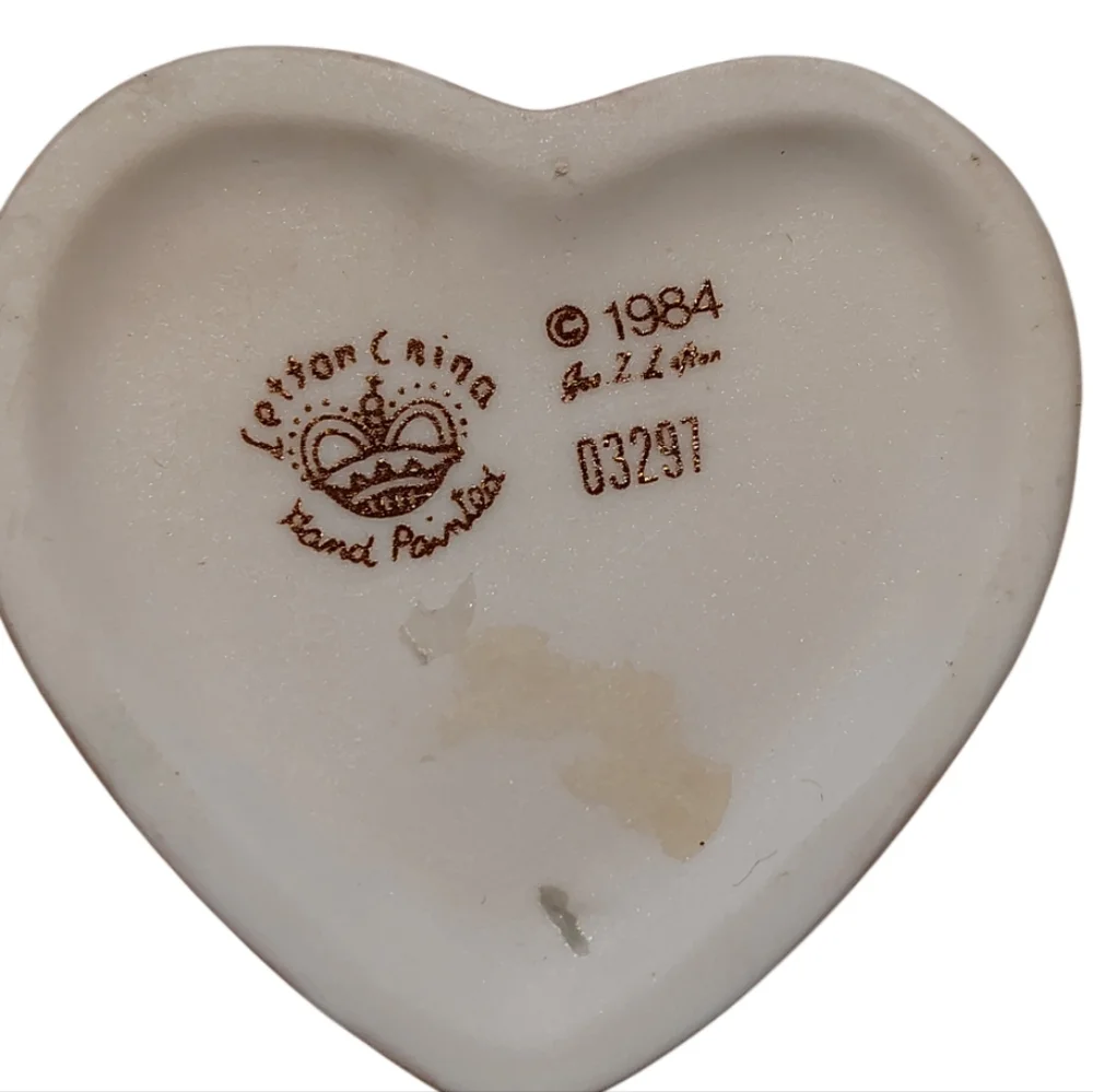 Lefton vintage heart